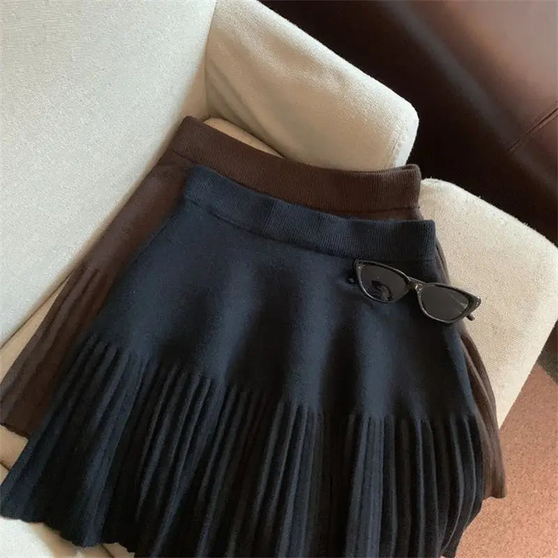 Women's Pleated Mini Skirt
