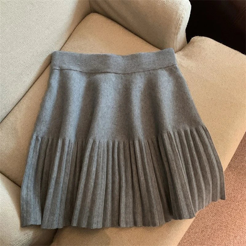 Women's Pleated Mini Skirt