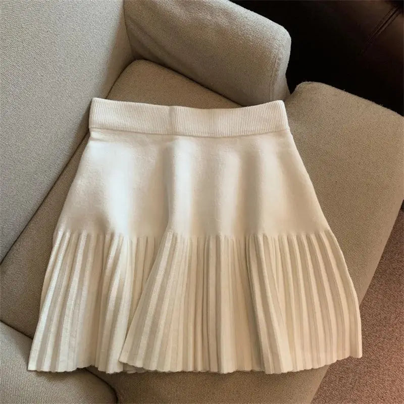 Women's Pleated Mini Skirt